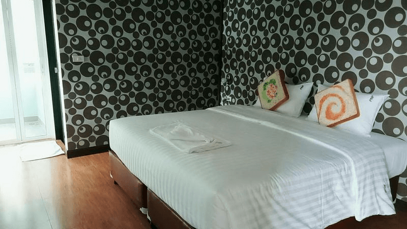 ชั้น  4         VIP Room Standard Room Kingsize Bed Twin Bed